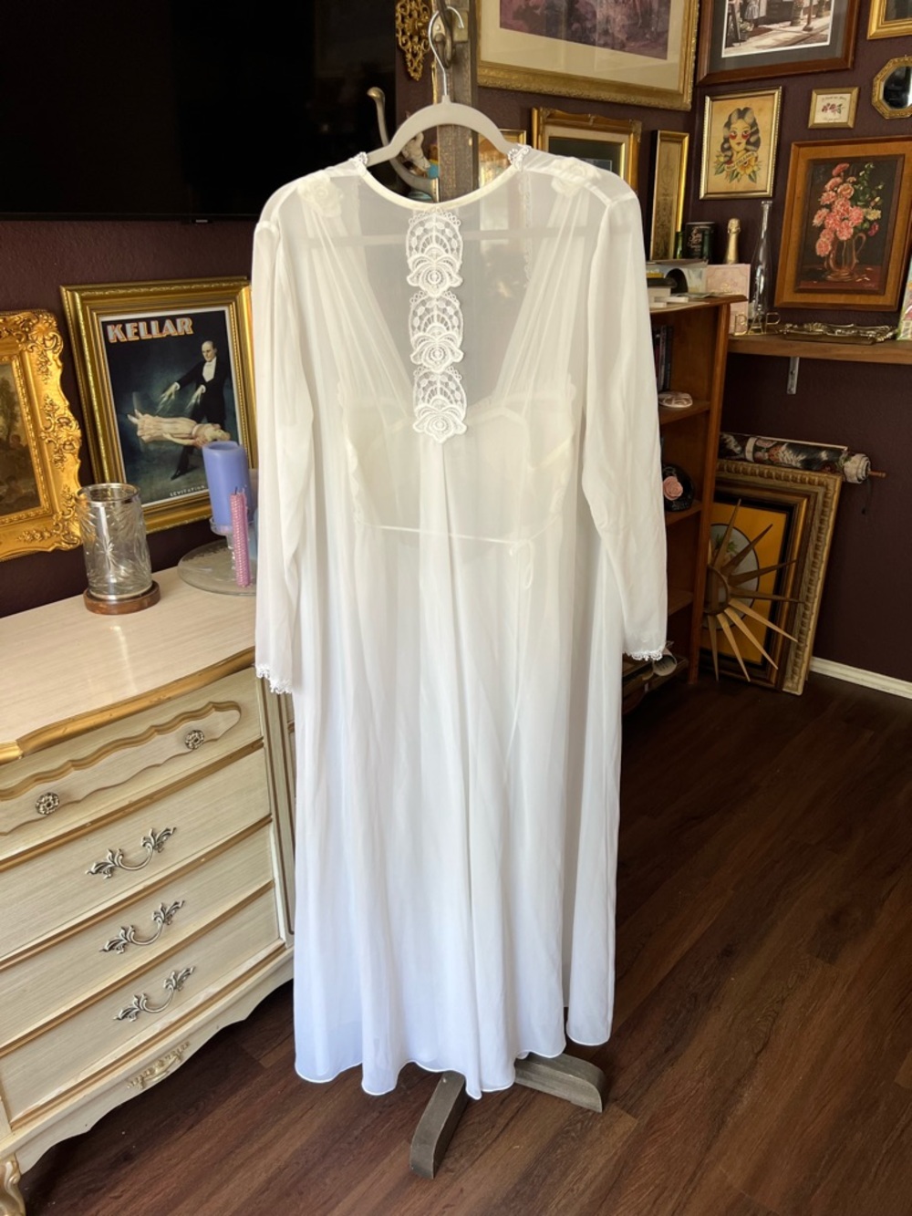 Vintage Flora Nikrooz Robe and Nightgown Set Size Medium - Picture 14 of 16